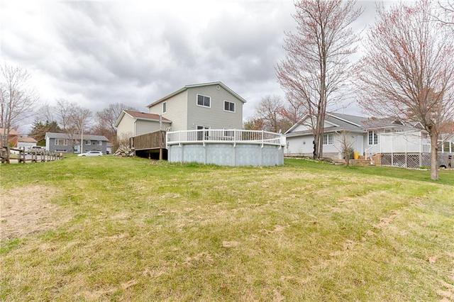 31 Earl Street, House detached with 3 bedrooms, 3 bathrooms and 5 parking in Petawawa ON | Image 29