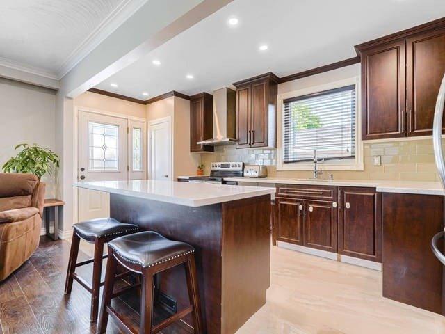 33 Edgemont Dr, House detached with 3 bedrooms, 2 bathrooms and 8 parking in Brampton ON | Image 32