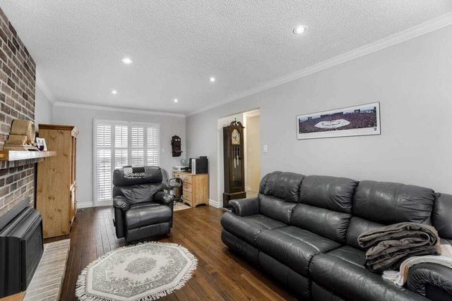 50 Goldgate Cres, House detached with 3 bedrooms, 2 bathrooms and 4 parking in Orangeville ON | Image 2