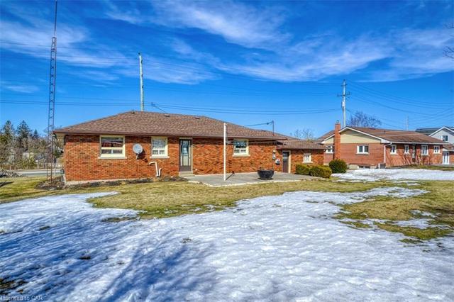 7991 Wellington Road 109, House detached with 3 bedrooms, 1 bathrooms and null parking in Wellington North ON | Image 16