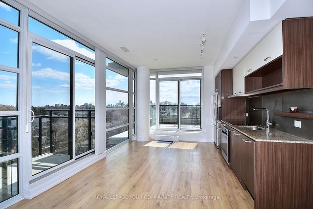 806 - 170 Chiltern Hill Rd, Condo with 2 bedrooms, 2 bathrooms and 1 parking in Toronto ON | Image 3