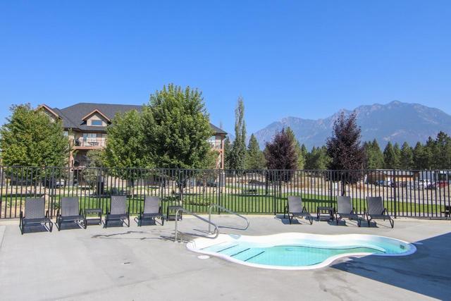 713b - 700 Bighorn Boulevard, Condo with 2 bedrooms, 2 bathrooms and null parking in Radium Hot Springs BC | Image 29