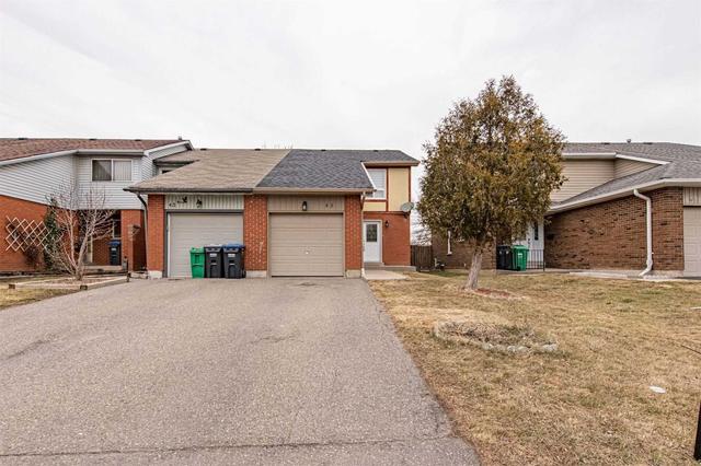 45 Kingswood Dr, House attached with 3 bedrooms, 2 bathrooms and 3 parking in Brampton ON | Image 12