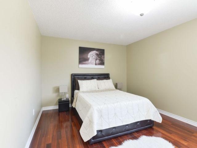 4698 Rosebush Rd, House detached with 3 bedrooms, 3 bathrooms and 4 parking in Mississauga ON | Image 13