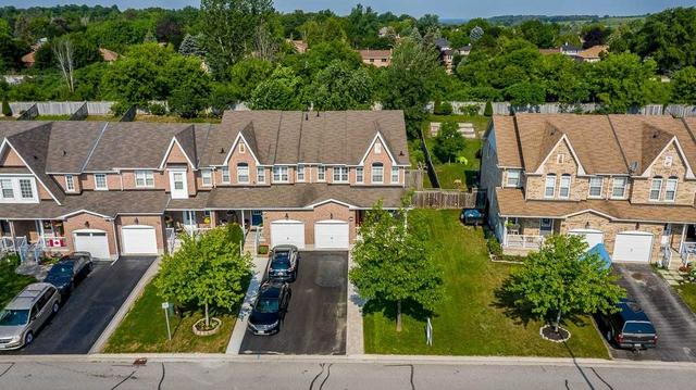 86 Buchanan Dr, House attached with 3 bedrooms, 3 bathrooms and 3 parking in New Tecumseth ON | Image 30