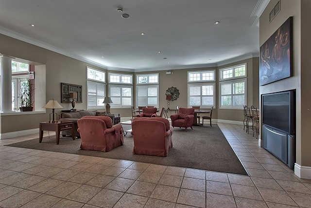 404 - 2045 Appleby Line, Condo with 1 bedrooms, 1 bathrooms and 1 parking in Burlington ON | Image 4