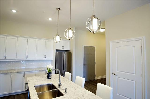 221 - 3290 New Street, Condo with 2 bedrooms, 2 bathrooms and null parking in Burlington ON | Image 25