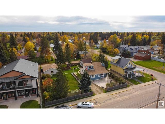 5035 50 Av, House detached with 2 bedrooms, 1 bathrooms and 8 parking in Alberta Beach AB | Image 50