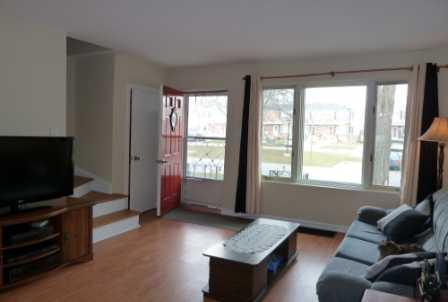 th108 - 740 Kennedy Rd, House attached with 2 bedrooms, 3 bathrooms and 2 parking in Toronto ON | Image 2