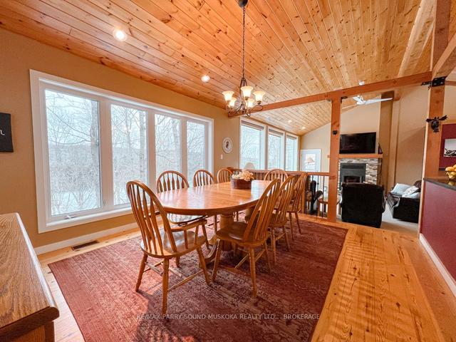 621 Deer Run Rd, House detached with 4 bedrooms, 3 bathrooms and 8 parking in Magnetawan ON | Image 4
