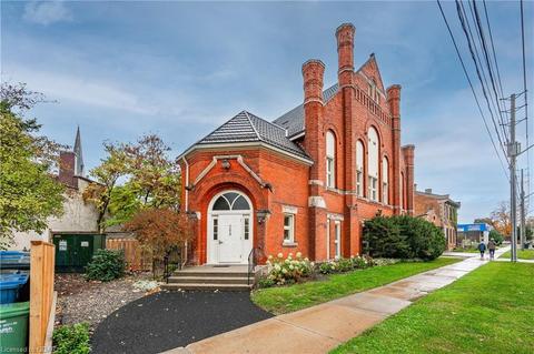 204-200 Woolwich Street, Guelph, ON, N1H3V7 | Card Image
