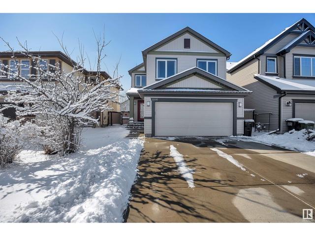22015 95 Av Nw, House detached with 4 bedrooms, 3 bathrooms and null parking in Edmonton AB | Image 2