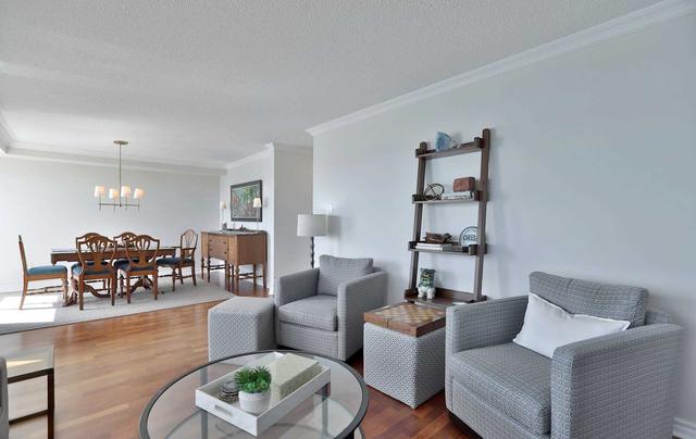 802 - 2210 Lakeshore Rd, Condo with 2 bedrooms, 2 bathrooms and 3 parking in Burlington ON | Image 32