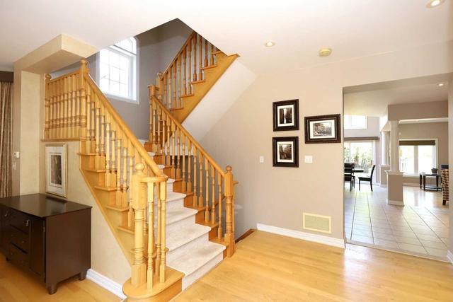 1229 Agram Dr, House attached with 3 bedrooms, 4 bathrooms and 4 parking in Oakville ON | Image 11