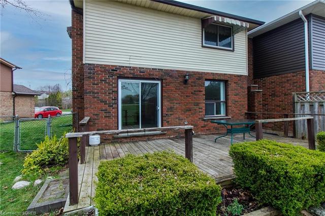 28 Elmvale Court, House semidetached with 3 bedrooms, 1 bathrooms and 3 parking in Haldimand County ON | Image 24
