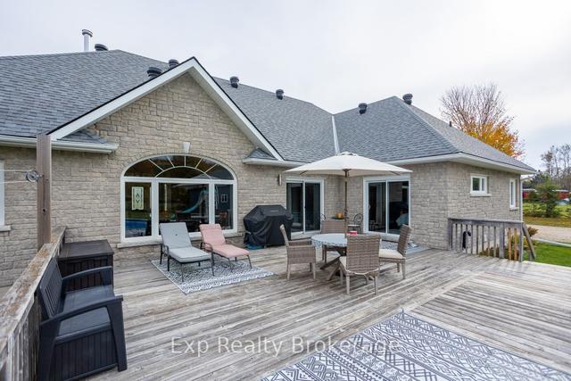 315716 Highway 6, House detached with 4 bedrooms, 3 bathrooms and 10 parking in Chatsworth ON | Image 22