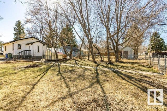 5008 42 Av, House detached with 3 bedrooms, 2 bathrooms and null parking in Wetaskiwin AB | Image 38