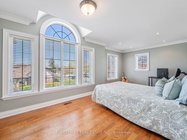 18 Highland Hill, House detached with 4 bedrooms, 5 bathrooms and 4 parking in Toronto ON | Image 27