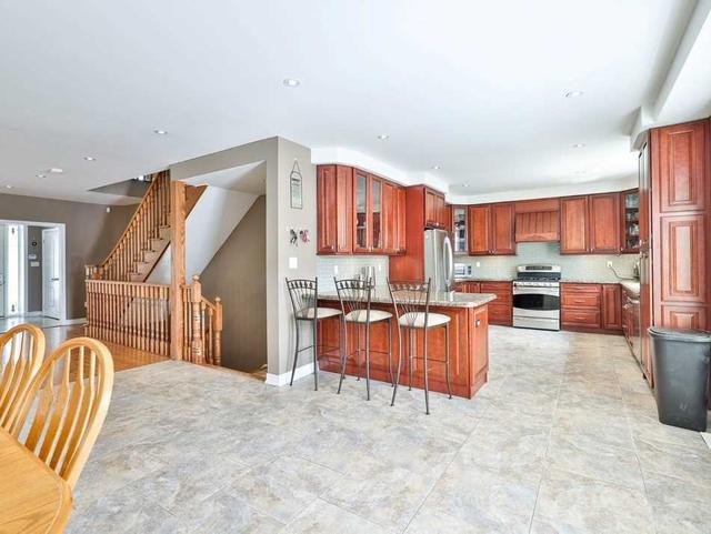 179 Kennard Ave, House detached with 3 bedrooms, 5 bathrooms and 8 parking in Toronto ON | Image 2