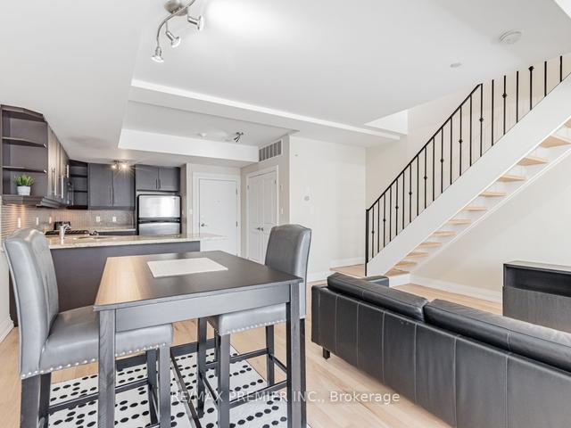 5 - 473 Dupont St, Condo with 2 bedrooms, 2 bathrooms and 1 parking in Toronto ON | Image 2