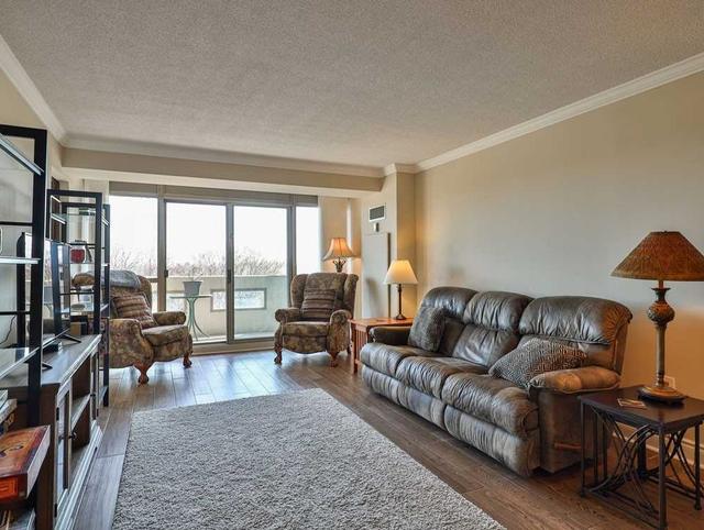 502 - 5090 Pinedale Ave, Condo with 2 bedrooms, 2 bathrooms and 1 parking in Burlington ON | Image 3