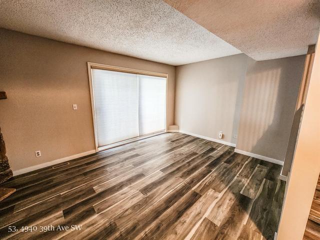 53 - 4940 39 Avenue Sw, Home with 3 bedrooms, 1 bathrooms and 1 parking in Calgary AB | Image 14