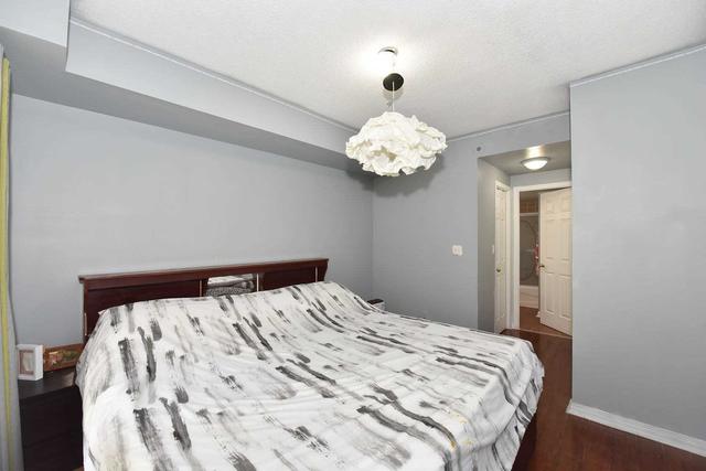 2061 - 3047 Finch West Ave, Townhouse with 2 bedrooms, 2 bathrooms and 1 parking in Toronto ON | Image 7