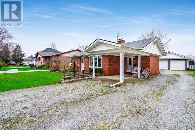 145 Brien Avenue West, House detached with 3 bedrooms, 2 bathrooms and null parking in Essex ON | Image 34