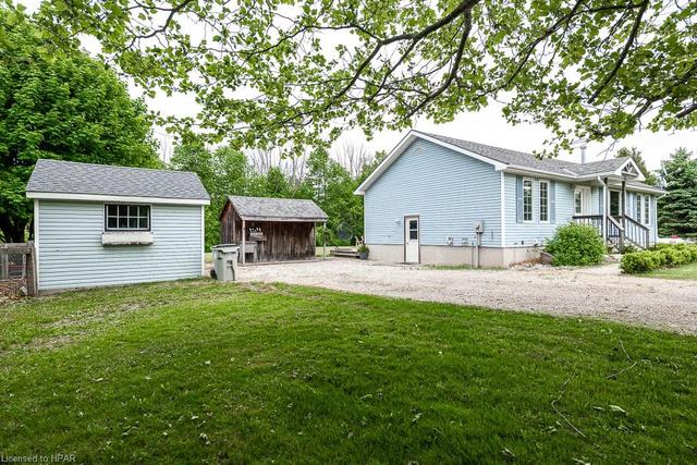 33988 Iron Springs Road, House detached with 3 bedrooms, 1 bathrooms and 8 parking in Central Huron ON | Image 29