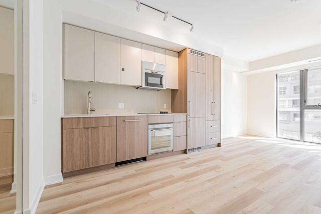 412 - 840 St Clair Ave W, Condo with 2 bedrooms, 2 bathrooms and 0 parking in Toronto ON | Image 1