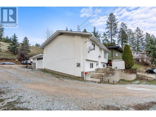 1718 Grandview Avenue, House detached with 5 bedrooms, 2 bathrooms and 8 parking in Lumby BC | Image 35