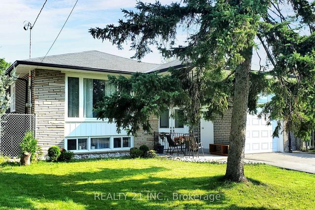 26 Birchard St, House detached with 3 bedrooms, 2 bathrooms and 3 parking in Toronto ON | Image 12