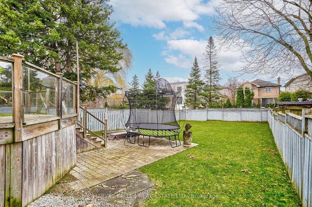 439 Melrose Ave, House detached with 3 bedrooms, 4 bathrooms and 3 parking in Toronto ON | Image 33