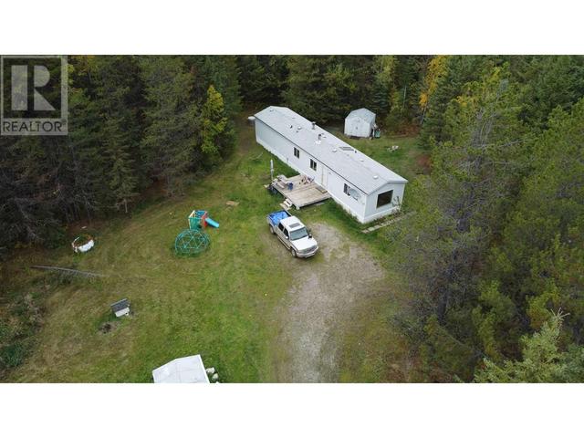 5257 Mckee Road, House other with 2 bedrooms, 1 bathrooms and null parking in Cariboo B BC | Image 2