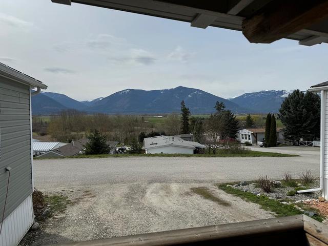 53 - 445 6 Avenue, Home with 3 bedrooms, 1 bathrooms and null parking in Creston BC | Image 30