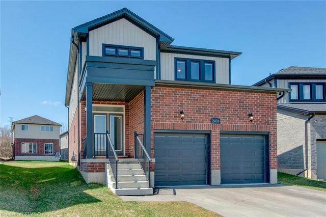 2439 Bennett Crossing, House detached with 4 bedrooms, 2 bathrooms and 4 parking in London ON | Image 2