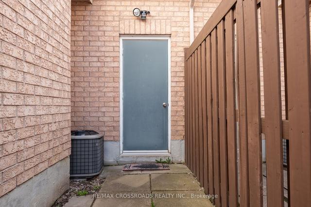 46 Coleman Dr, House attached with 2 bedrooms, 2 bathrooms and 3 parking in Barrie ON | Image 28