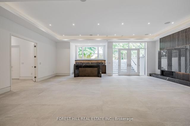 9 Dornfell St, House detached with 4 bedrooms, 8 bathrooms and 7 parking in Toronto ON | Image 28