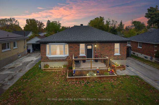 612 Crawford Dr, House detached with 3 bedrooms, 2 bathrooms and 4 parking in Peterborough ON | Image 1