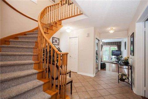 31 Porteous Circ, House detached with 3 bedrooms, 4 bathrooms and 4 parking in Brampton ON | Image 5