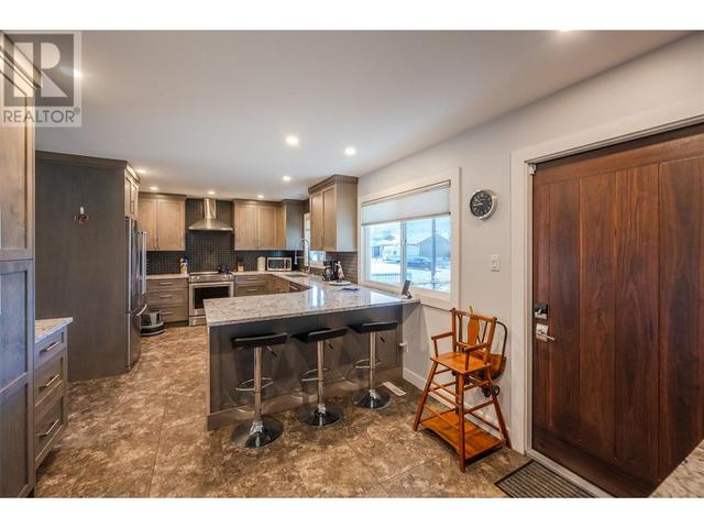71 Granby Place, House detached with 4 bedrooms, 1 bathrooms and 4 parking in Penticton BC | Image 13