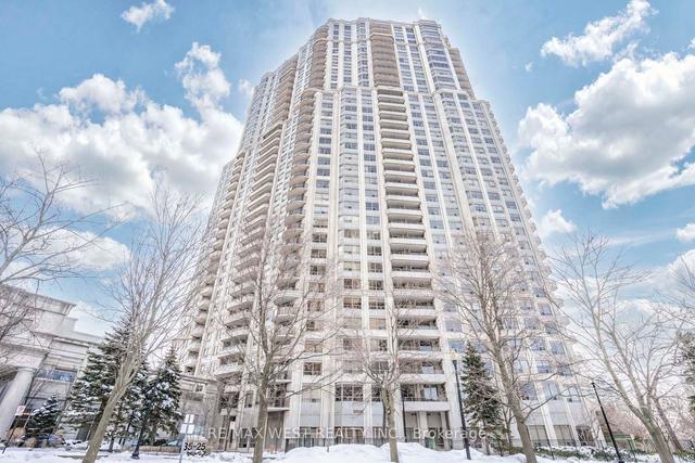 tph6 - 25 Kingsbridge Garden Circ, Condo with 3 bedrooms, 3 bathrooms and 2 parking in Mississauga ON | Image 1