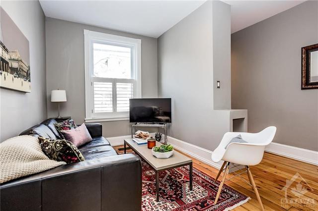 88 Frank Street, Townhouse with 2 bedrooms, 1 bathrooms and 1 parking in Ottawa ON | Image 6