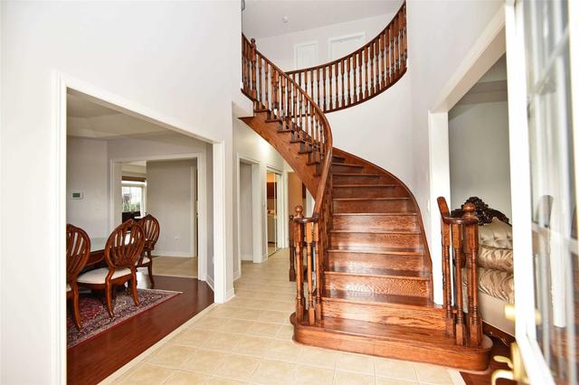 27 Rubysilver Dr, House detached with 4 bedrooms, 3 bathrooms and 4 parking in Brampton ON | Image 34