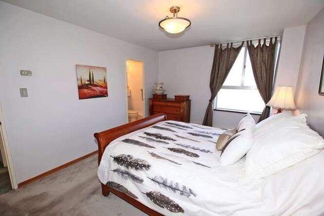 1010 - 455 Sentinel Rd, Condo with 3 bedrooms, 2 bathrooms and 1 parking in Toronto ON | Image 6