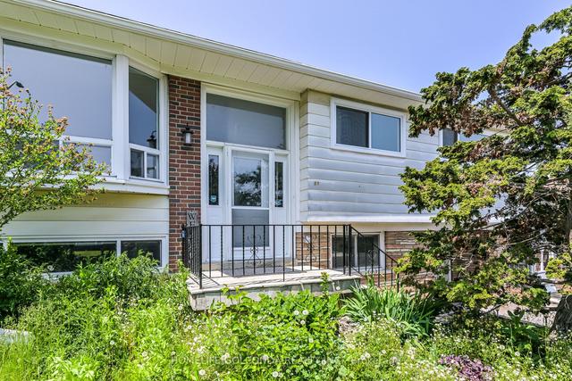 68 Terra Cotta Cres, House detached with 3 bedrooms, 2 bathrooms and 5 parking in Brampton ON | Image 23