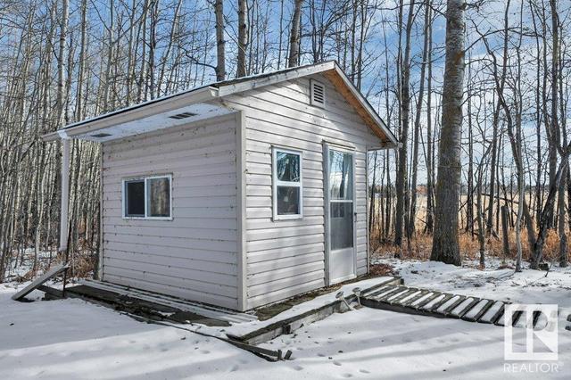 172 Lakeshore Dr, House detached with 3 bedrooms, 1 bathrooms and null parking in Grandview AB | Image 39