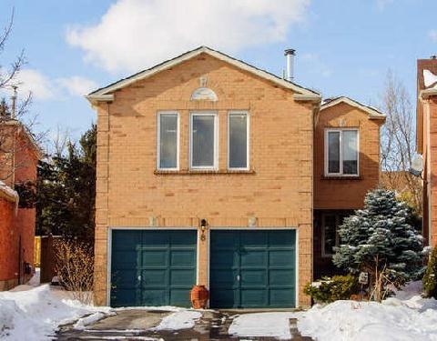 8 Valentine Pl, House detached with 3 bedrooms, 4 bathrooms and 4 parking in Vaughan ON | Image 1