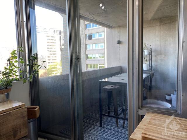 810 - 530 Laurier Avenue W, Condo with 2 bedrooms, 1 bathrooms and 1 parking in Ottawa ON | Image 6