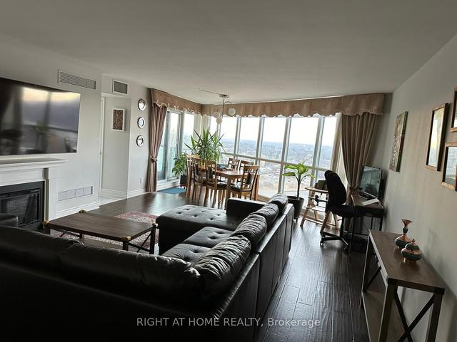 2002 - 30 Harrison Garden Blvd, Condo with 2 bedrooms, 2 bathrooms and 2 parking in Toronto ON | Image 7